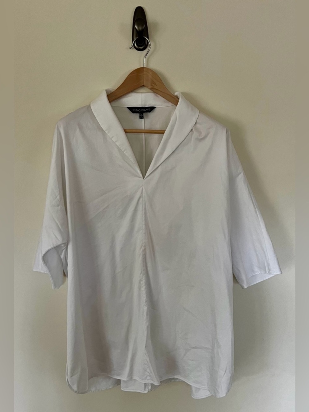 White V-Neck Short Sleeve Blouse - MING WANG